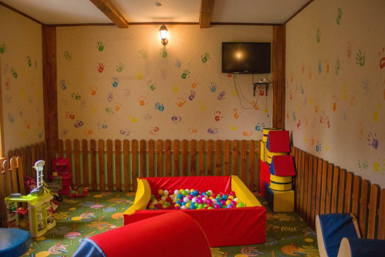 Stara Vezha Hotel Boryspilʼ 외부 사진